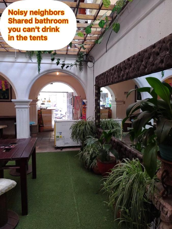 La Gaceta Camping Hotel Antigua Exterior foto